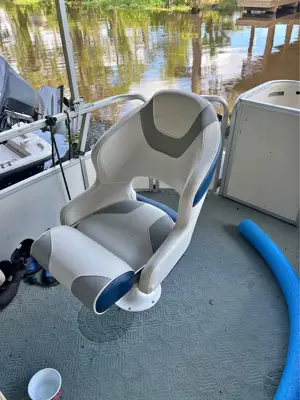 Pontoon Boat