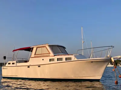 1984 Albin 27' FC EX-L