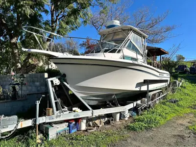 1992 Grady White Sailfish + Crab Pots