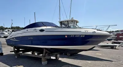 2005 Sea Ray 240 Sundeck