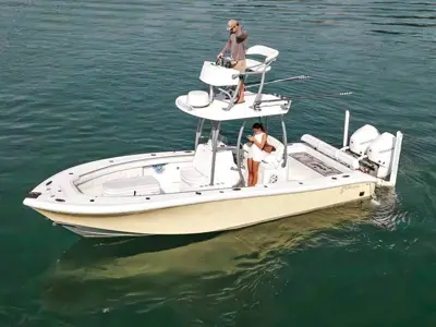 2020 Yellowfin 26 hybrid