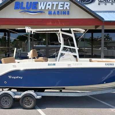 2021 Bayliner T22CC
