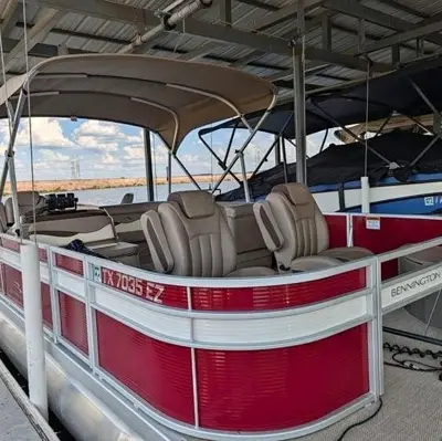 2019 Bennington Pontoon 22 sfx