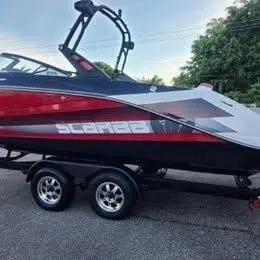 2017 SCARAB JET BOAT 255 *** ONLY 54 HRS *** 500 hp !!! *** touchscreen !!! ***
