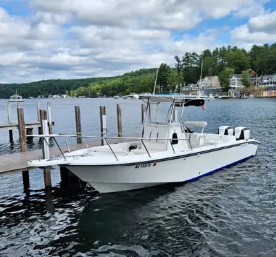 2000 Edgewater 245CC Center Console