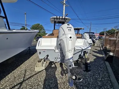 2026 Sea Hunt Ultra 255SE