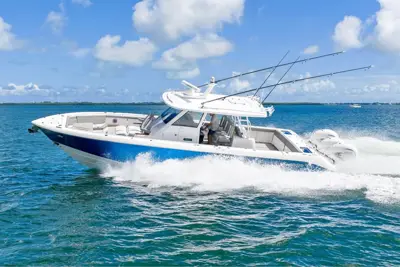 2023 Everglades 395CC