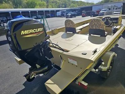 2026 Lowe Boats RX1760 SC
