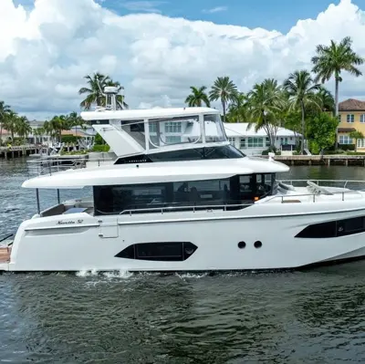 2022 Absolute Navetta 52