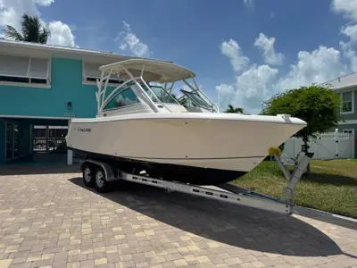 2018 Sailfish 245 DC 24' Dual Console Hard Top Boat Yamaha 4-Stroke