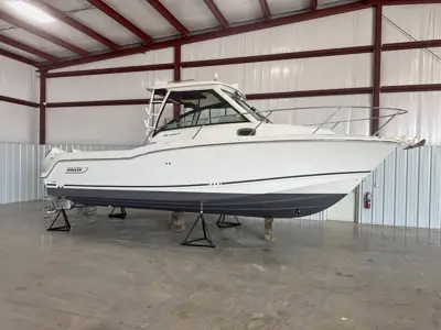2020 Boston Whaler 285 conquest (1 owner -fresh water)