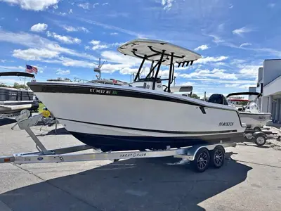 2018 Blackfin 212 Center Console