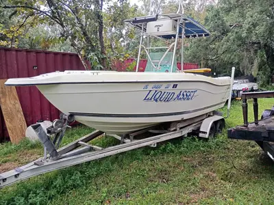 2003 Seaswirl 20 ft striper 2101 center consol