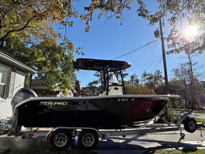 2023 Sea Pro 219 Center Console Boat