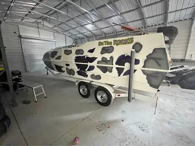 2003 cheetah 24’ deck boat