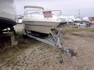 2003 Glastron 229
