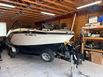 2015 YAMAHA 212X WITH ONLY 128 HOURS!!!