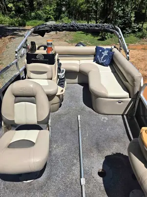 2016 bass buggy 16 foot pontoon