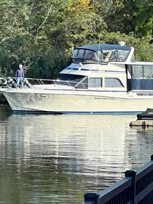 42' Chris Craft Aft Cabin Liveaboard