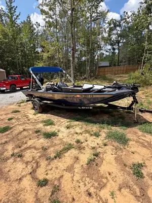 Beautiful fun lil boat