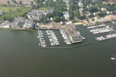 Pequonnock Yacht Club