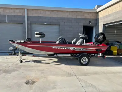 2022 Tracker Pro Team 175 TXW Bass Boat Mercury 60 hp 4 Stroke 32.2 hrs