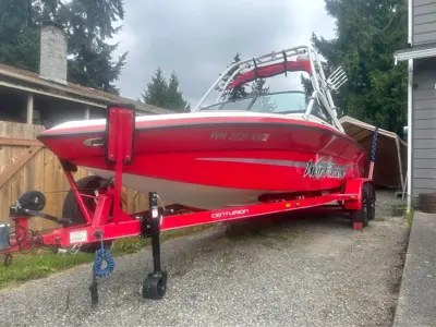 2003 Centurion hurricane wake boat