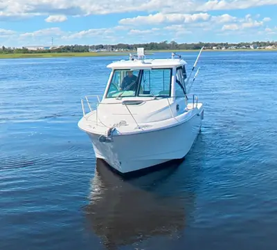 2018 Boston Whaler 285 Conquest twin mercury 250hp-joystick-bow thruster