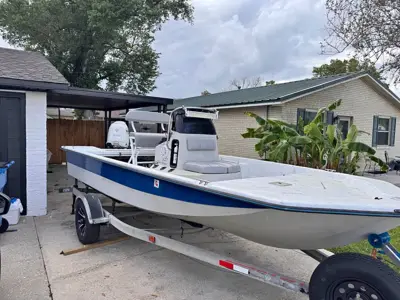 Predator Bay boat 18.6
