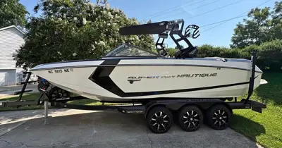 2017 Nautique G23