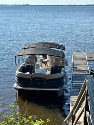 Okauchee Boat Slip& Storage