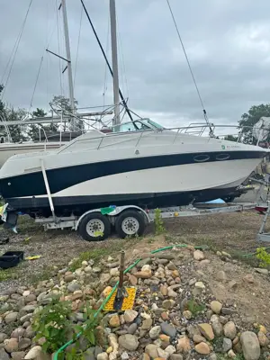 1997 Crown line 250 cruiser