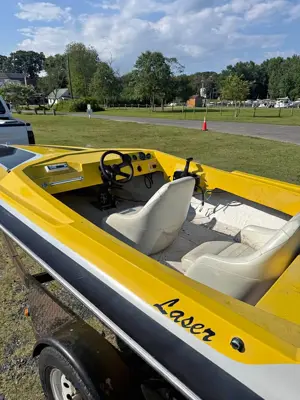 1988 Laser 380 ray