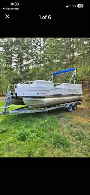 2004 Crestliner pontoon boat
