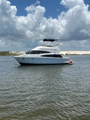 TOO PERFECT – 2004 Carver 360 Sport Sedan