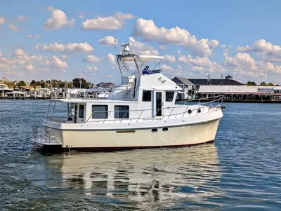 2015 American Tug 435 Trawler