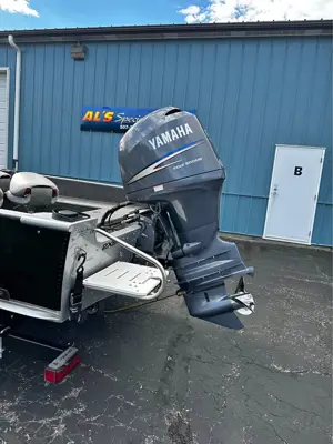 2011 Alumacraft Competitor 185