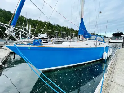 1975 Pearson 36 Masthead Sloop