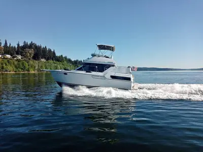 1991 30ft. Carver Very beautiful boat