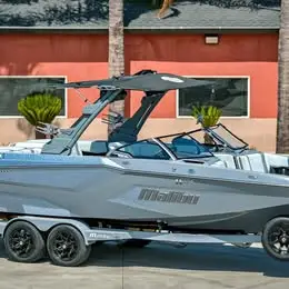 2026 Malibu 23 MXZ