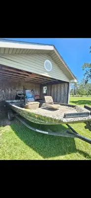 Grizzly tracker center console 1860 90 mercury