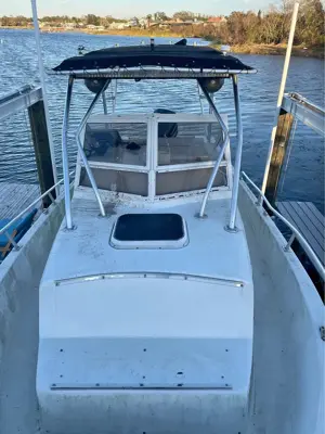 Mako 23’ cuddy cab