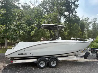 2024 Yamaha FSH 255 E Center Console Jet Boat
