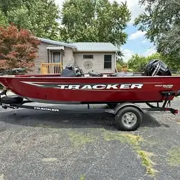 2025 Tracker Pro Guide V-16 SC