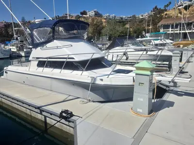 2011 Skipjack Flybridge