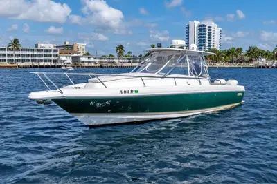 2003 Intrepid 348 Walkaround