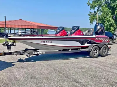 2021 Nitro Z19 Bass Boat