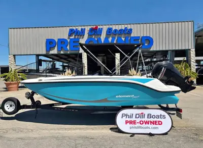 2022 BAYLINER M17