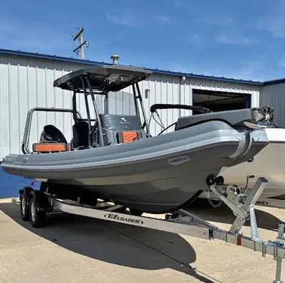2026 Highfield Sport 760 | 300HP Suzuki | EZ Loader Trailer