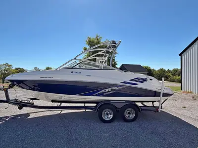 2009 Yamaha AR230